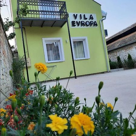 Апартаменты Vila Evropa Сомбор Экстерьер фото